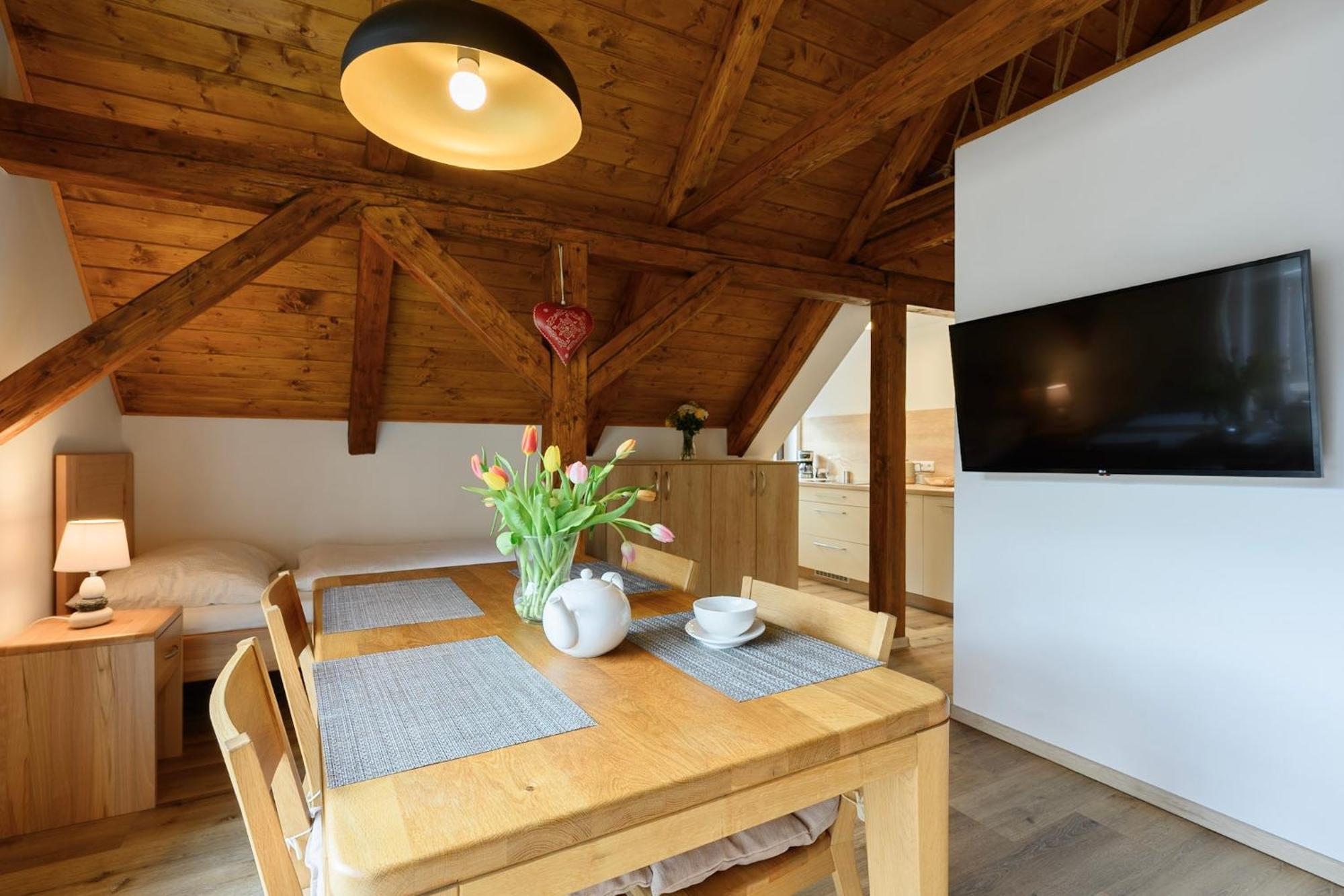 Apartmány Mezivodí Kycera Esterno foto