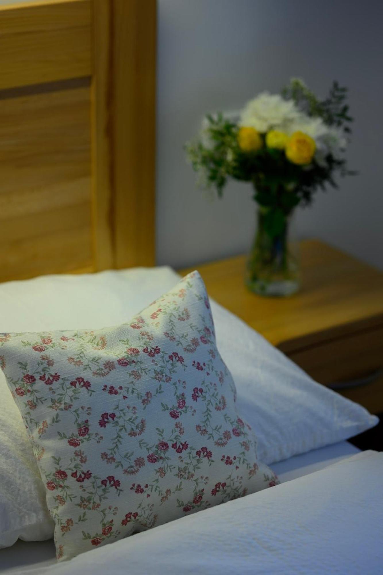 Apartmány Mezivodí Kycera Esterno foto