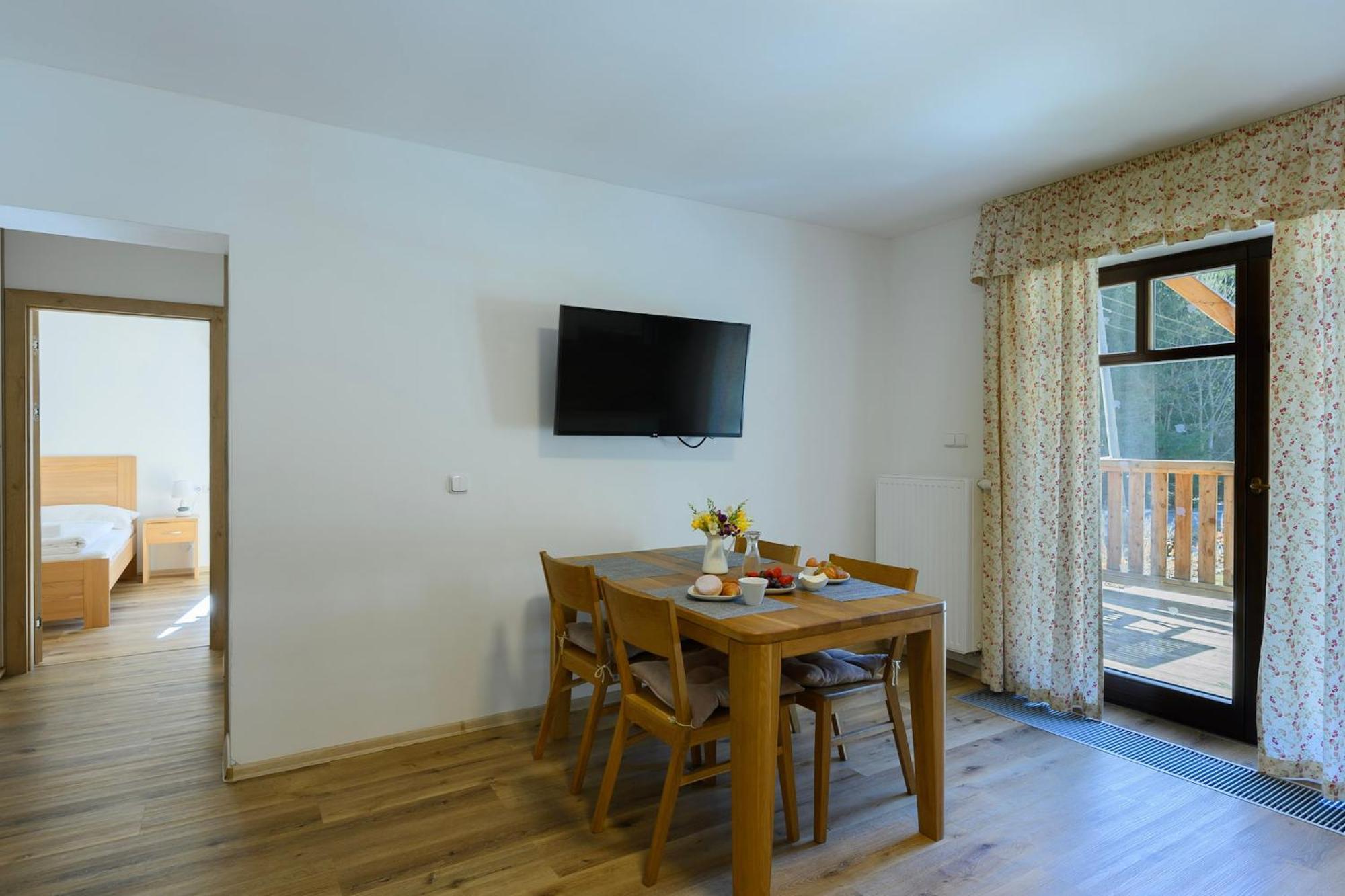 Apartmány Mezivodí Kycera Esterno foto