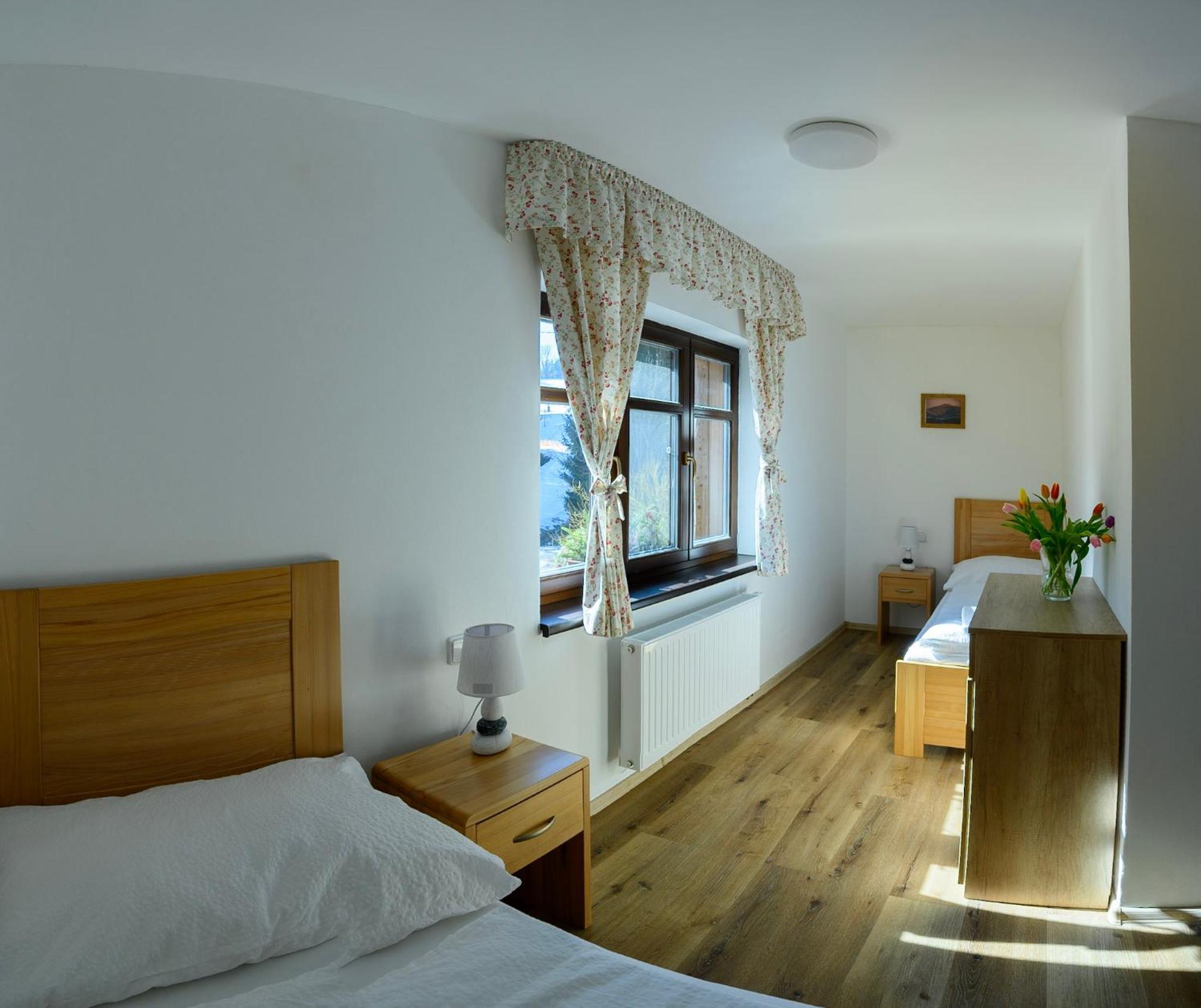 Apartmány Mezivodí Kycera Esterno foto